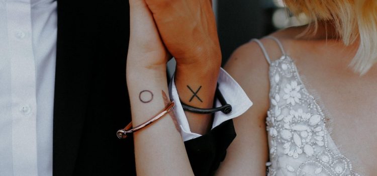 What are the different types of couple tattoos?